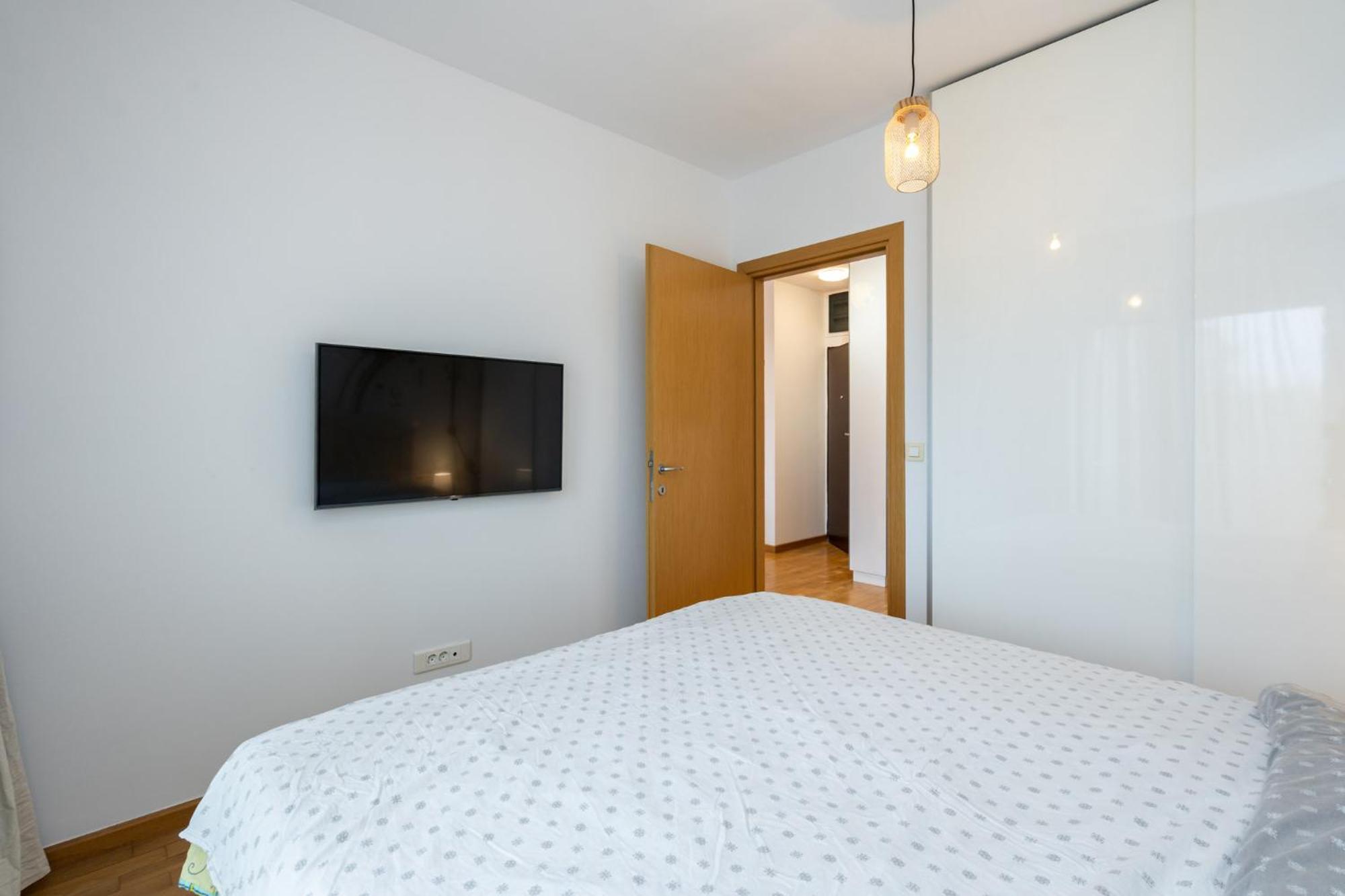 Lazynest - Modern Apartment With Parking & Balcony บูคาเรสต์ ภายนอก รูปภาพ