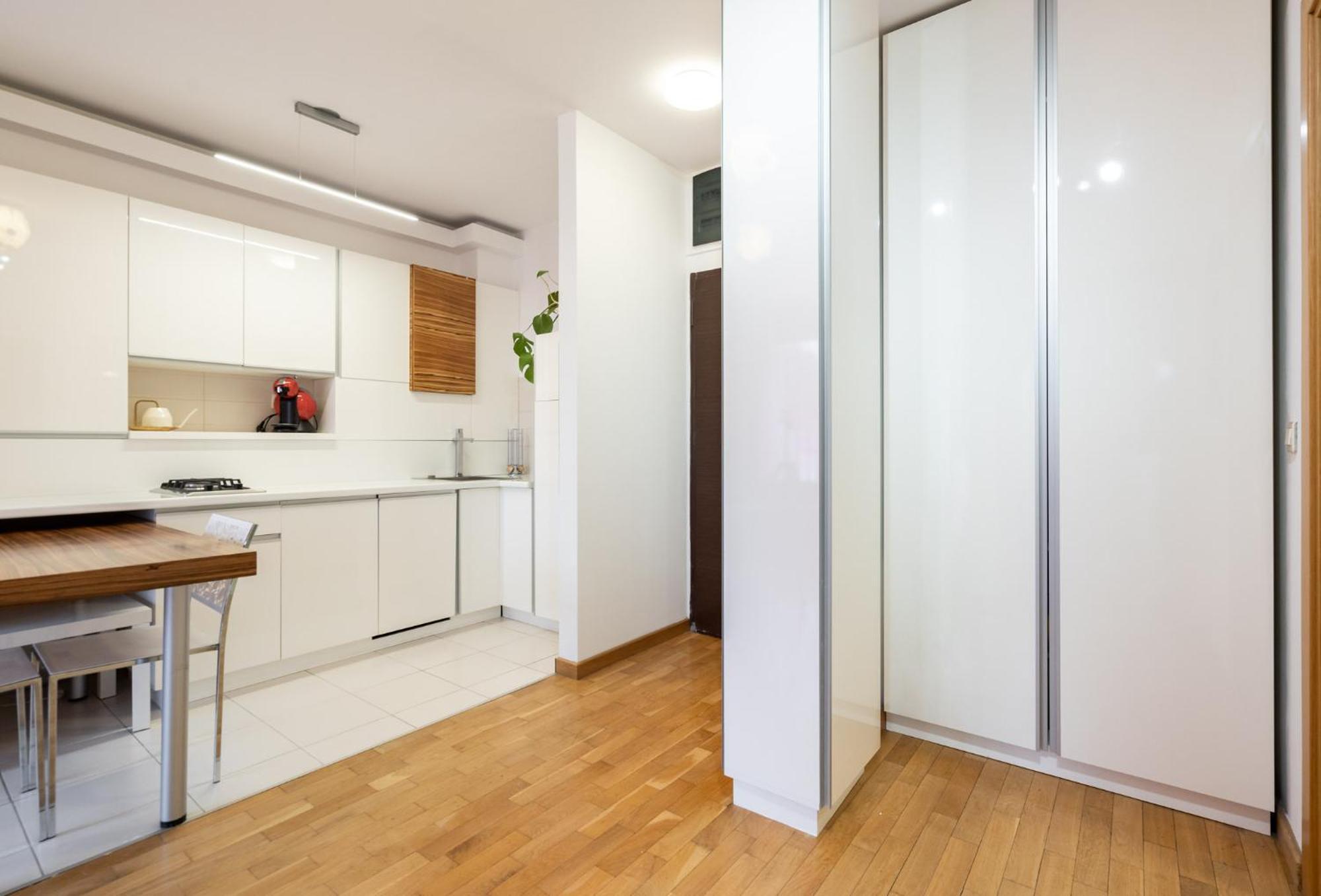 Lazynest - Modern Apartment With Parking & Balcony บูคาเรสต์ ภายนอก รูปภาพ