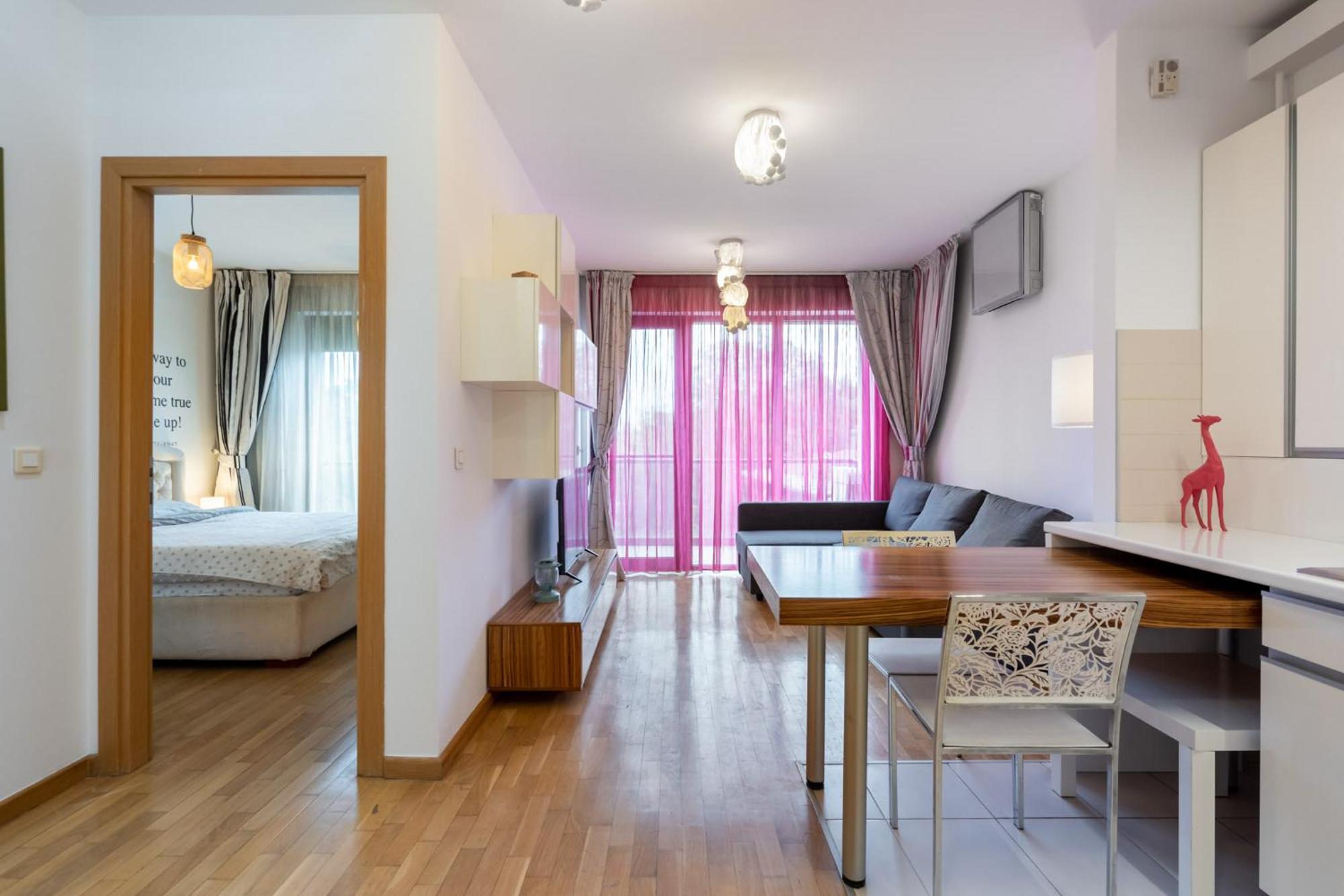 Lazynest - Modern Apartment With Parking & Balcony บูคาเรสต์ ภายนอก รูปภาพ